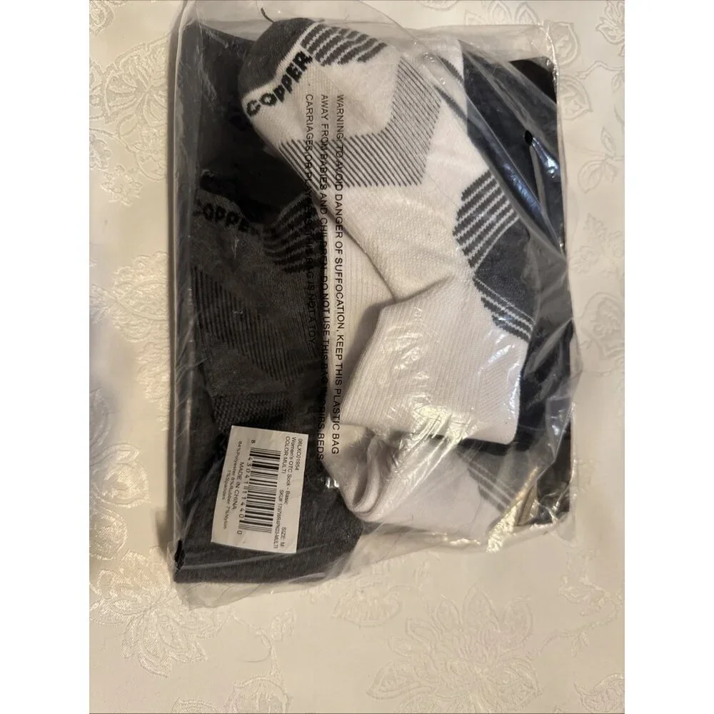 Tommie Copper 4 Pack SnugStay Knee High Compression Socks Black White Medium